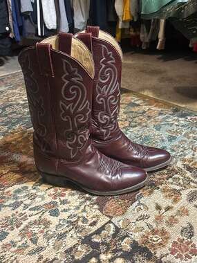 Justin Boots Style 2245 Men's Burgundy Leather Western Cowboy Boots